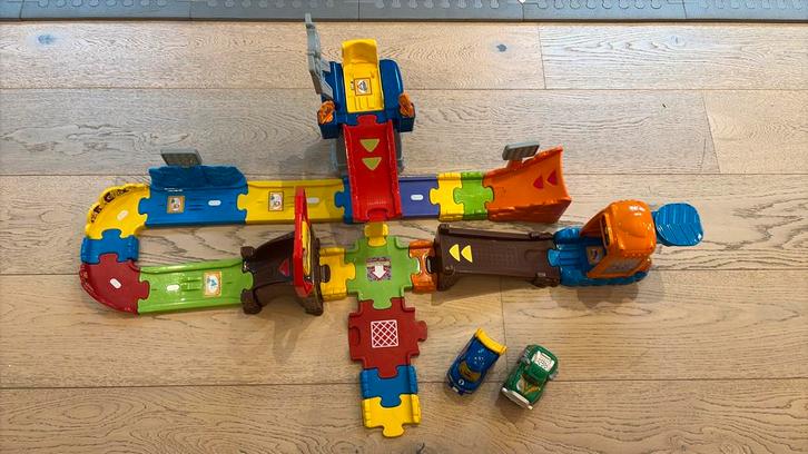 Circuit de voitures Vtech Tut Tut Super Cascades, Enfants & Bébés, Jouets | Vtech, Comme neuf, Enlèvement
