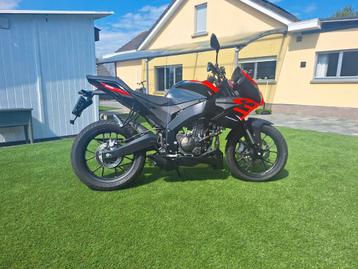 Aprilia tuono 125, Particulier