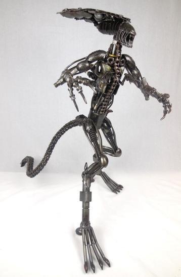 Alien queen 50 cm scrap metal