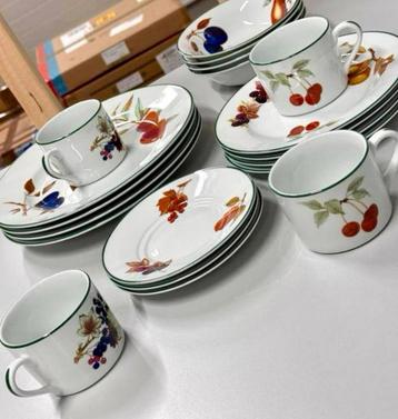 Royal Worcester Evesham Vale - 20 delig servies - Tableware beschikbaar voor biedingen