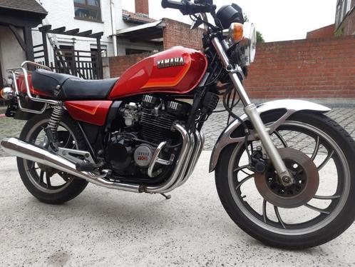 Prachtige oldtimer Yamaha XJ550 rood, Motoren, Motoren | Oldtimers, Naked bike, meer dan 35 kW, 4 cilinders, Ophalen