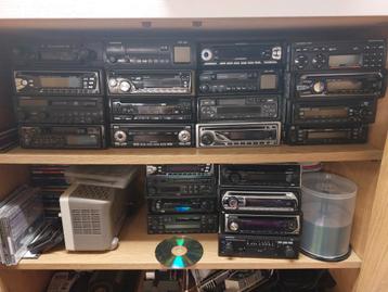 Autoradio's voor oldtimers of youngtimers, cassette en CD beschikbaar voor biedingen