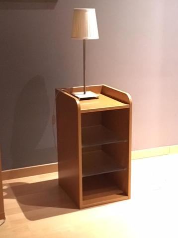 Petit meuble de rangement 30x35x58 pour 10€ beschikbaar voor biedingen