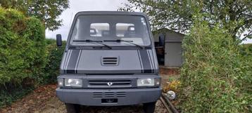 Depanneuse renault ancetre  254000 kms restaure 7500e