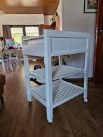 Verschonings tafel op wielen., Kinderen en Baby's, Kinderkamer | Commodes en Kasten, Ophalen, Gebruikt