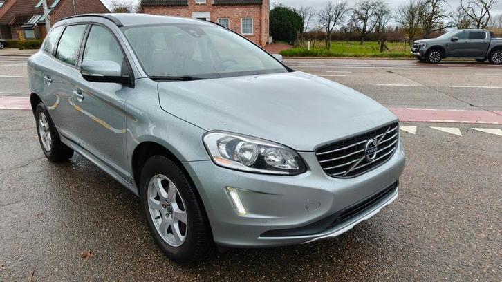 XC60 2.0 D3 Kinetic 100 kw
Bj. 2013, Auto's, Volvo, Bedrijf, Te koop, XC60, 4x4, ABS, Airbags, Airconditioning, Alarm, Boordcomputer