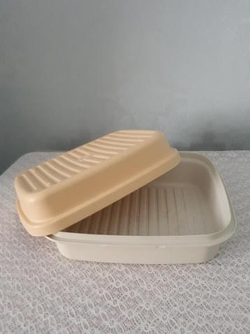 Vintage grote Tupperware brooddoos 1980 créme/zachtgeel 30cm beschikbaar voor biedingen