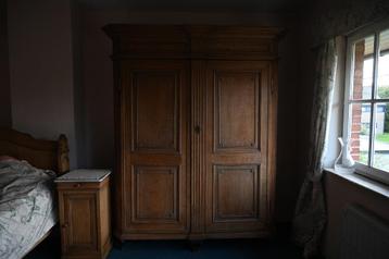 Garde-robe ancienne bois clair, Antiquités & Art, Enlèvement
