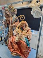 Jozef en maria  in crêpepapier en gezicht porselein, Antiek en Kunst, Antiek | Religieuze voorwerpen, Ophalen