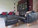Ikea Landskrona driezit, poef en 2 fauteuils in zwart leder, Huis en Inrichting, Ophalen, Gebruikt, Driepersoons, 75 tot 100 cm