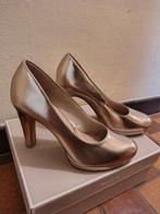 Pumps Tamaris M40 champagne kleur NIEUW, Kleding | Dames, Trouwkleding en Trouwaccessoires, Overige kleuren, Schoenen, Nieuw, Ophalen