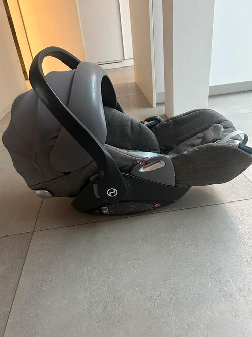 Cybex Q, Kinderen en Baby's, Autostoeltjes, Gebruikt, Isofix, Ophalen of Verzenden
