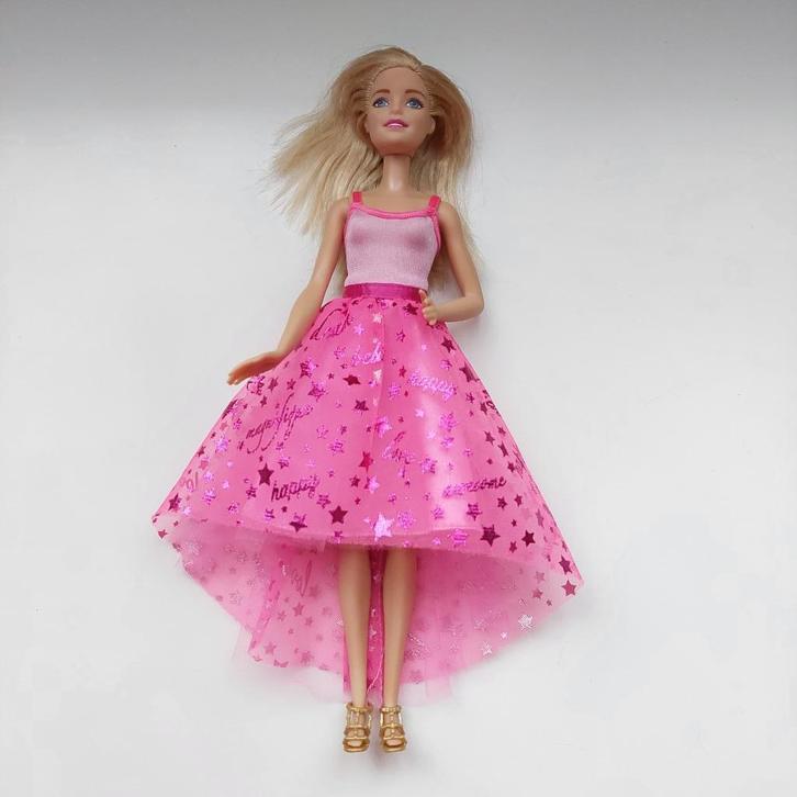 Barbie pop Happy Love, Kinderen en Baby's, Speelgoed | Poppen, Gebruikt, Barbie, Ophalen of Verzenden