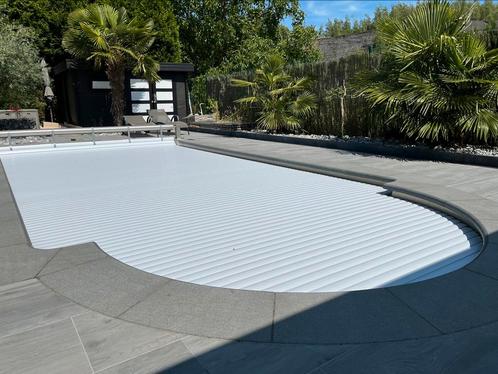 Volet hors-sol de 3x6 avec volet pvc couleur fabrication BE, Jardin & Terrasse, Accessoires de piscine, Neuf, Couverture de piscine