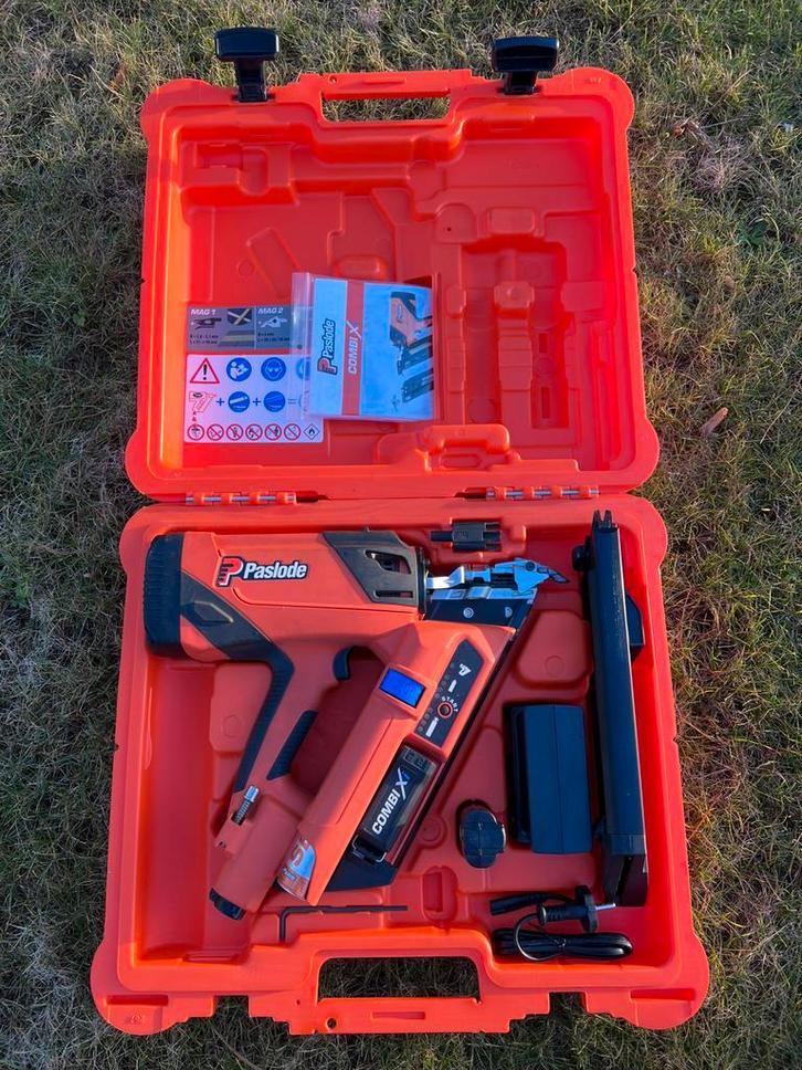 Neuf Cloueur Paslode Combi Xi avec 2 batteries, Bricolage & Construction, Outillage | Autres Machines, Neuf, Enlèvement ou Envoi