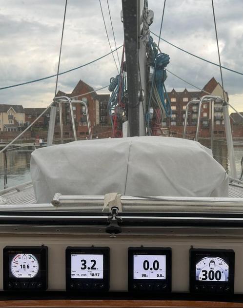 FURUNO FI-70 Multi Display ( 5 beschikbaar), Watersport en Boten, Navigatiemiddelen en Scheepselektronica, Zo goed als nieuw, Kabel of Apparatuur