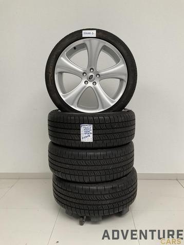 Range Rover Evoque Pirelli Scorpion Zero 235/45/R20 100H