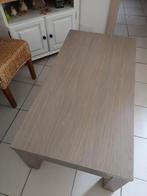 Tafel in de woonkamer, Ophalen