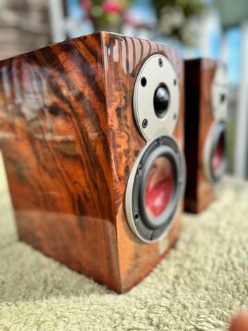 DALI Menuet SE High-End speakers, bijna nieuw beschikbaar voor biedingen