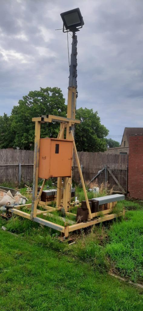 Telescopische antenne/lichtmast 17m, Telecommunicatie, Antennes en Masten, Gebruikt, Mast, Ophalen