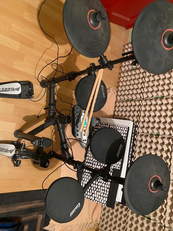 Carlsbro drumstel + vic firth drumsticks 5B, Muziek en Instrumenten, Drumstellen en Slagwerk, Gebruikt, Overige merken, Elektronisch