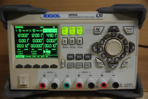Rigol DP832 Labvoeding, Doe-het-zelf en Bouw, Meetapparatuur, Zo goed als nieuw, Ophalen of Verzenden
