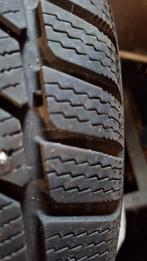 Pneu  neuf 205/60 R16 92H, Auto-onderdelen, Banden en Velgen, Ophalen, 16 inch, Nieuw, Band(en)