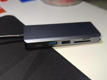 USB Type-C-hub Dubbele HDMI, micro SD beschikbaar voor biedingen
