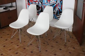 Vitra Eames stoelen, 5 stuks