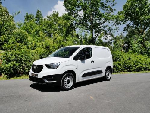 Opel Combo Cargo L1H1 HEAVY 1,5 TURBO 100PK (bj 2024), Auto's, Bestelwagens en Lichte vracht, Bedrijf, Te koop, ABS, Airbags, Airconditioning