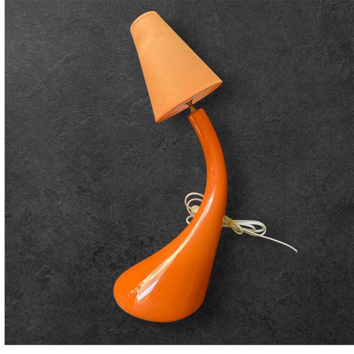 Lampe de table 'Hemi' par Koska, style années 70, Maison & Meubles, Lampes | Lampes de table, Comme neuf, 50 à 75 cm, Autres matériaux