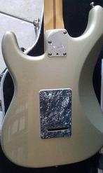 Fender Stratocaster Deluxe, Ophalen, Zo goed als nieuw, Solid body, Fender