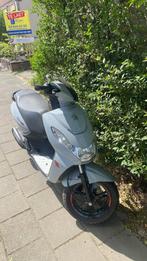 Peugeot kisbee2021 (25km/h), Fietsen en Brommers, Brommers | Peugeot, Ophalen, Overige modellen, Zo goed als nieuw, 50 cc