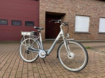 SundVall Cartagena E-bike - 7 Versnellingen - Maat 51 disponible aux enchères