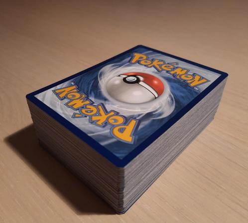 Pakjes van 100 Pokémon kaarten, Hobby & Loisirs créatifs, Jeux de cartes à collectionner | Pokémon, Neuf, Plusieurs cartes, Enlèvement ou Envoi