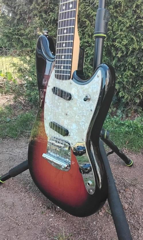 FENDER MUSTANG US, Muziek en Instrumenten, Snaarinstrumenten | Gitaren | Elektrisch, Zo goed als nieuw, Solid body, Fender, Ophalen