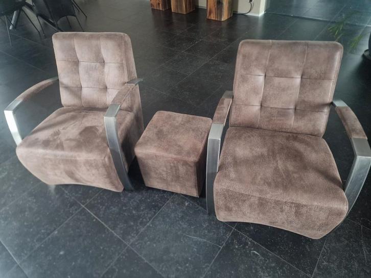 Stijlvolle moderne fauteuils met hocker, Huis en Inrichting, Fauteuils, Ophalen
