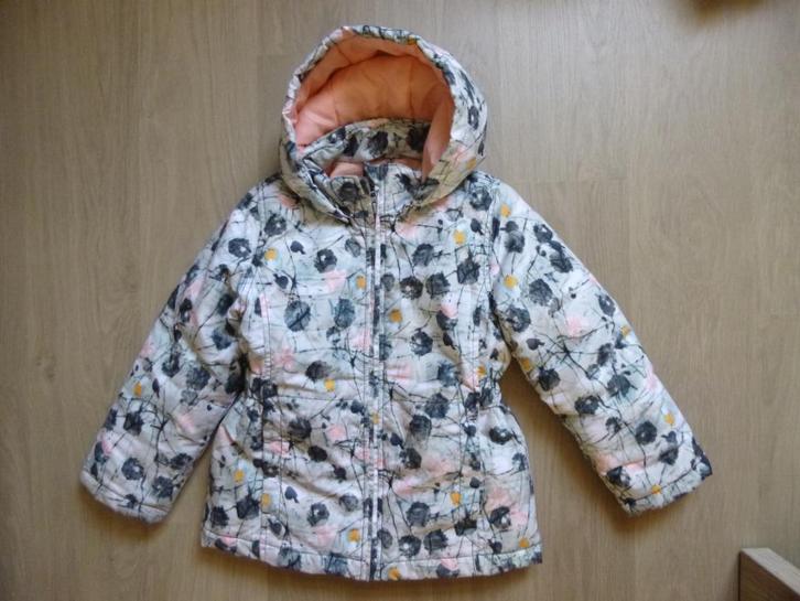 Meisjes merk jassen maat 116, Kinderen en Baby's, Kinderkleding | Maat 116, Gebruikt, Meisje, Jas, Ophalen