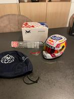 Max Verstappen 1:2 helm - Dutch GP 2023 (Zandvoort), Verzamelen, Automerken, Motoren en Formule 1, Ophalen of Verzenden, Zo goed als nieuw