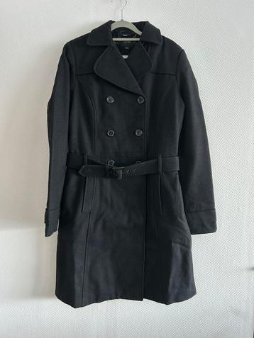 Zwart geklede jas mantel Esprit maat XL 16 jaar 176 beschikbaar voor biedingen