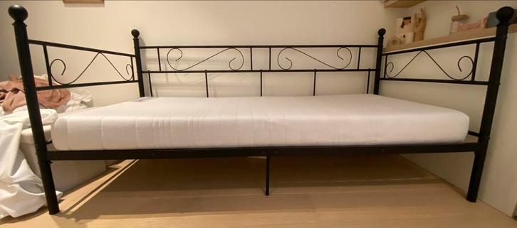 Romantisch eénpersoons bed (of 3-zitsbank), incl. matras, Huis en Inrichting, Slaapkamer | Bedden, Gebruikt, Eenpersoons, 90 cm