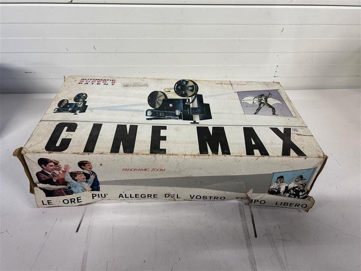 A7141. Cinemax projector met toebehoren en doos, Verzamelen, Foto-apparatuur en Filmapparatuur, Projector, Ophalen of Verzenden