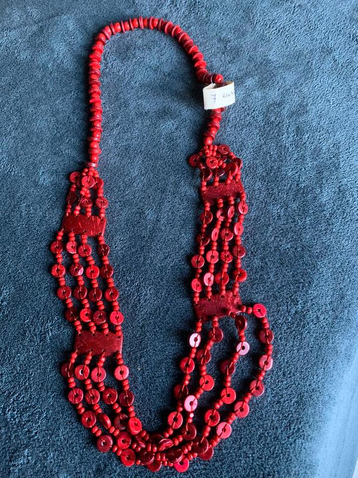 3 verschillende halssnoeren, verschillende prijzen, Handtassen en Accessoires, Kettingen, Overige kleuren, Ophalen