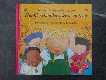 hoofd, schouders, knie en teen beschikbaar voor biedingen