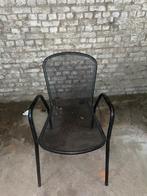 Zwarte metalen stoel met armleuningen, Huis en Inrichting, Ophalen, Zwart, Zo goed als nieuw, Metaal