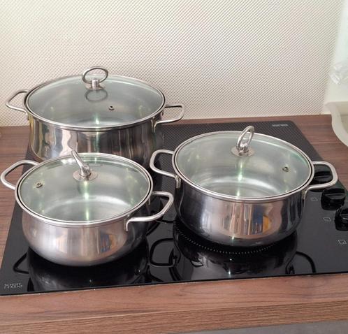 MEGA KOOSJERE POTBATTERIJ, Huis en Inrichting, Keuken | Potten en Pannen, Zo goed als nieuw, Pannenset, Inductieplaat, Keramische plaat