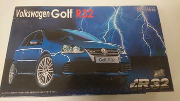 Golf 5 r32-model, Hobby en Vrije tijd, Fujimi, Auto, Groter dan 1:32, Ophalen of Verzenden