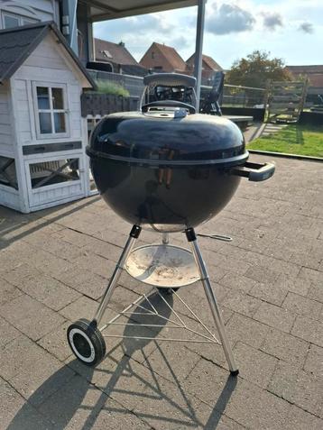 Bbq weber beschikbaar voor biedingen