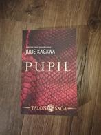 Julie Kagawa - pupil, Boeken, Gelezen, Ophalen of Verzenden