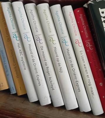 AGATHA CHRISTIE. 7 DETECTIVE ROMANS. HARDE KAFT. ZONDER FOUT beschikbaar voor biedingen